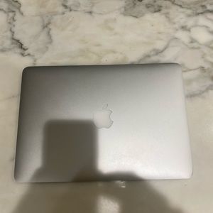 MacBook Pro 13”